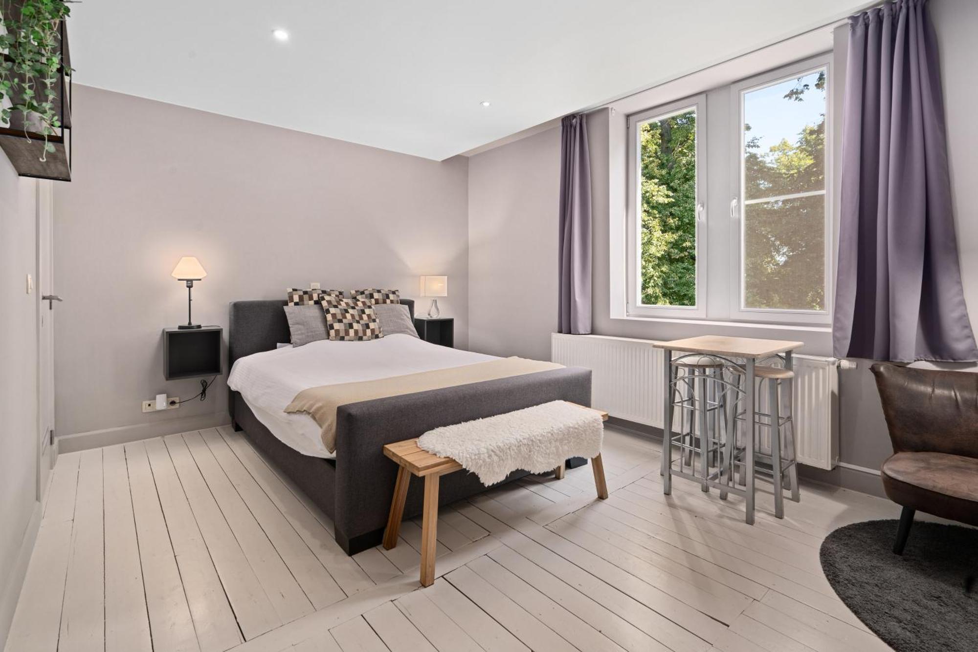 Spacious Guest Suites Near Historic Market - 5 Min Walk Bruges Extérieur photo