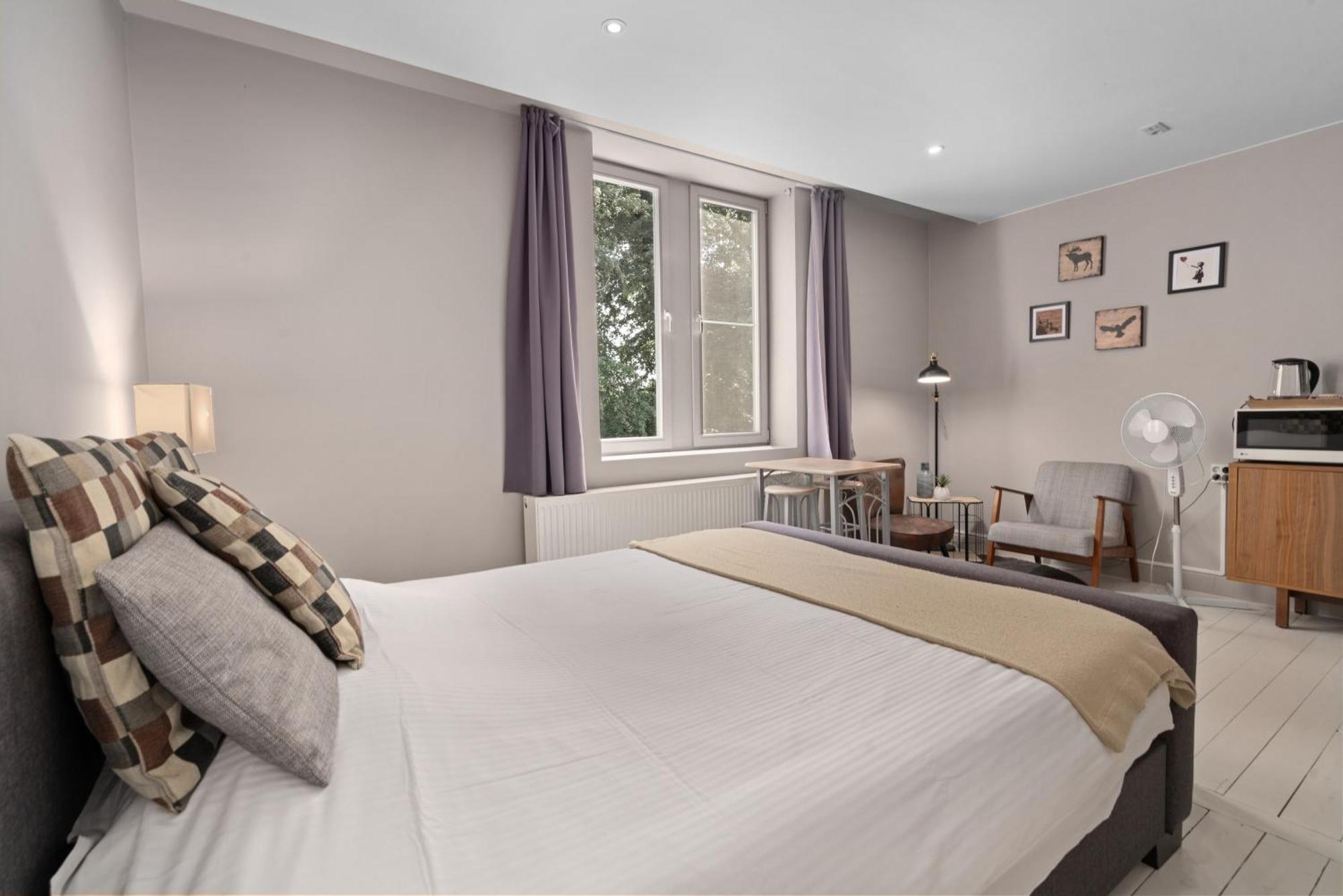 Spacious Guest Suites Near Historic Market - 5 Min Walk Bruges Extérieur photo