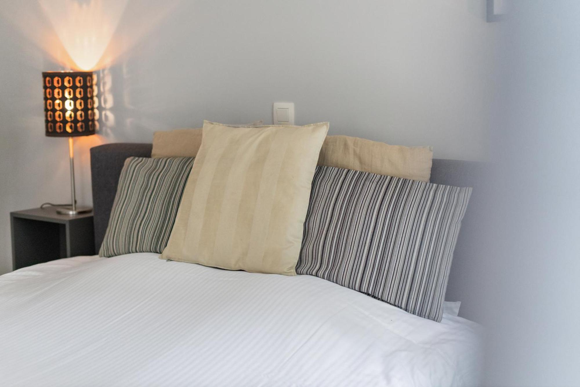 Spacious Guest Suites Near Historic Market - 5 Min Walk Bruges Extérieur photo
