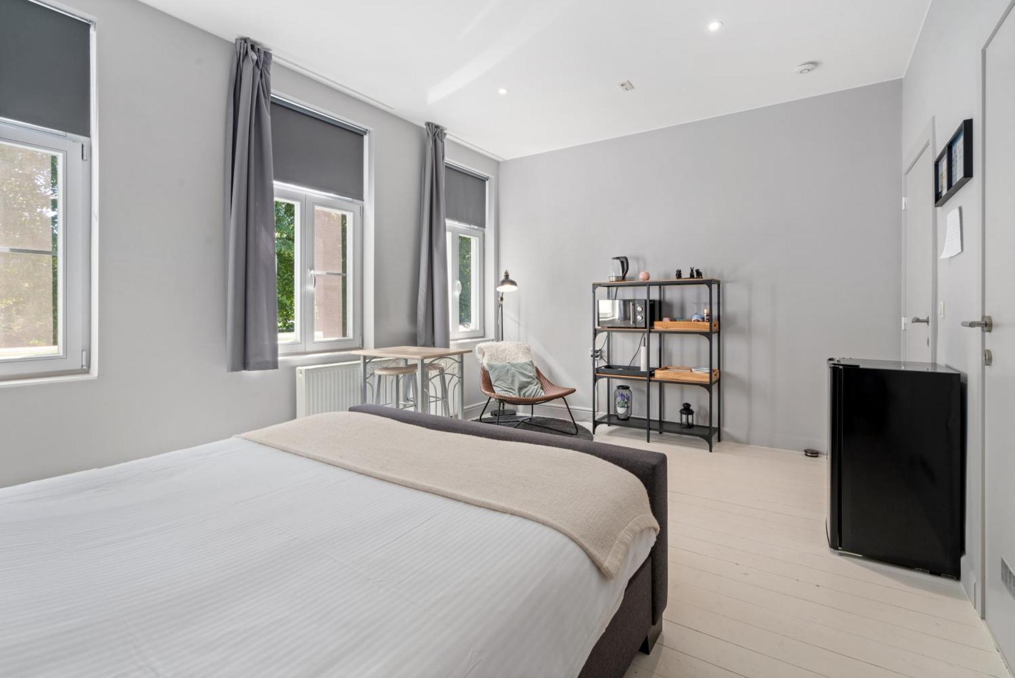 Spacious Guest Suites Near Historic Market - 5 Min Walk Bruges Extérieur photo