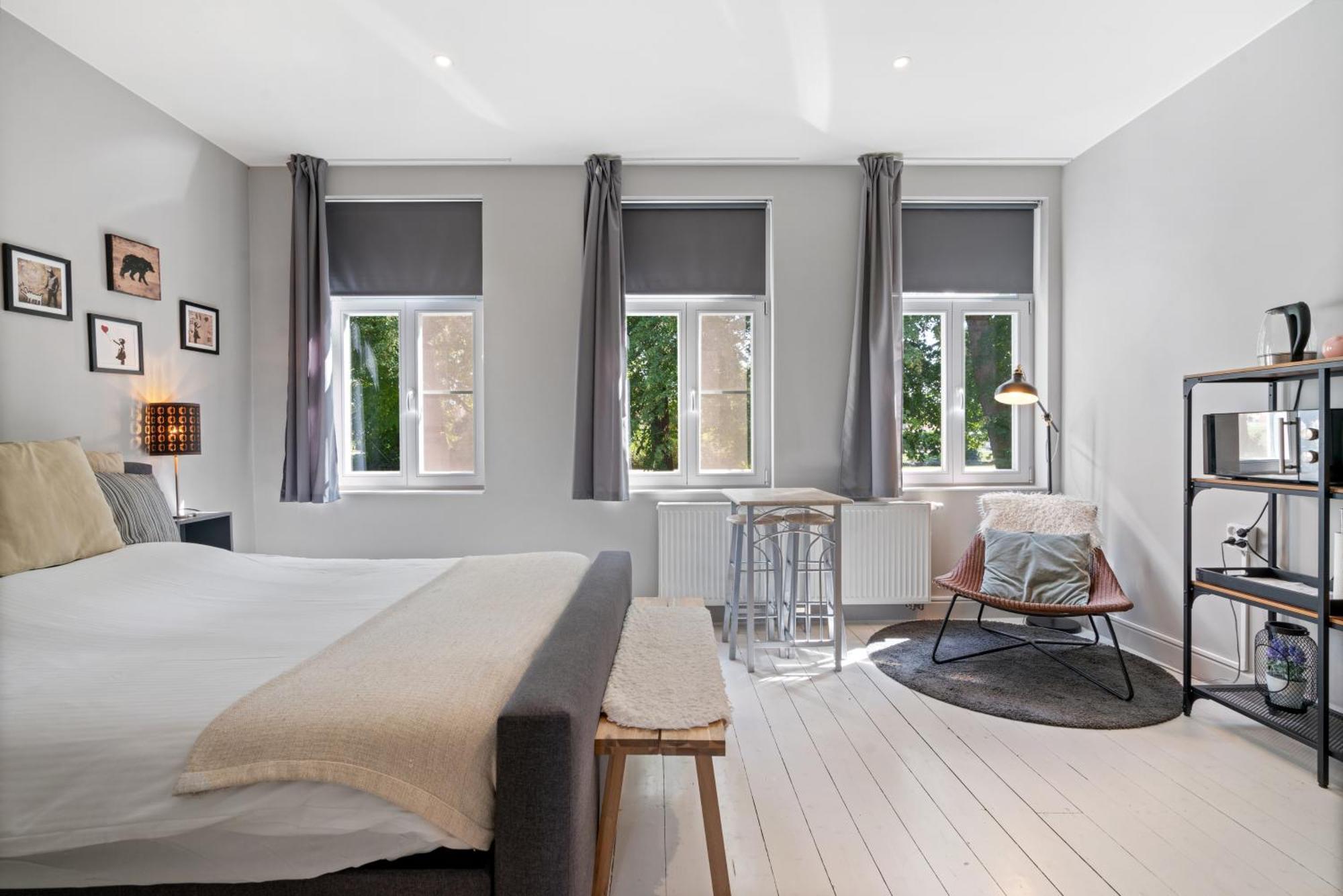 Spacious Guest Suites Near Historic Market - 5 Min Walk Bruges Extérieur photo